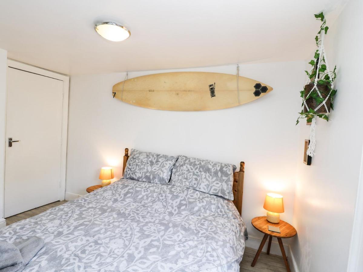 Апартаменти The Surfers Bolt Hole Вітбі Екстер'єр фото